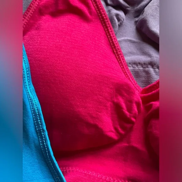 GENIE BRAS.NWOTags! Set of 3! Says XXXL but I believe these are a size 36! - Picture 5 of 10